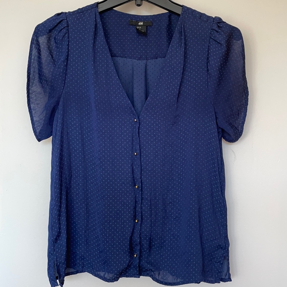 H&M blouse short sleeve button up shirt